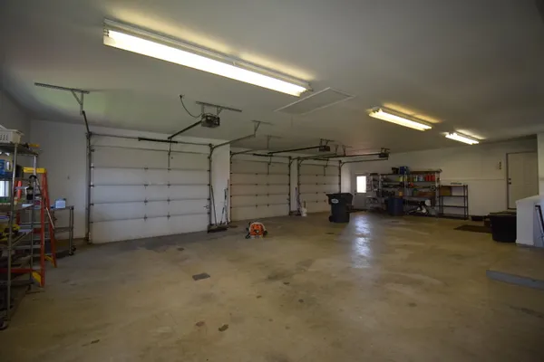$1,425,000 | 47944 County Road 673, Lawrence, MI 49064