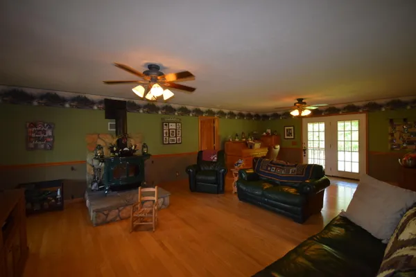 $1,425,000 | 47944 County Road 673, Lawrence, MI 49064