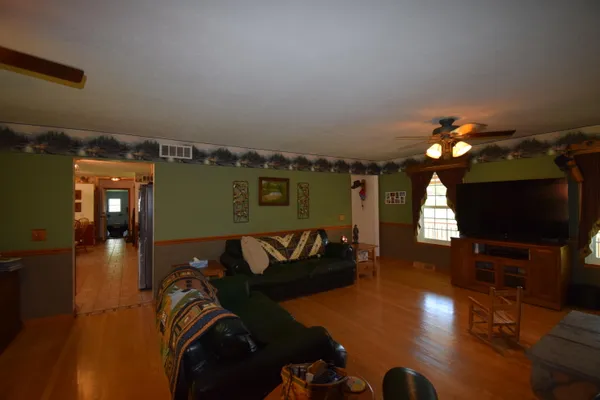 $1,425,000 | 47944 County Road 673, Lawrence, MI 49064