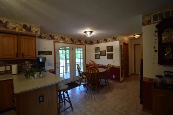 $1,425,000 | 47944 County Road 673, Lawrence, MI 49064