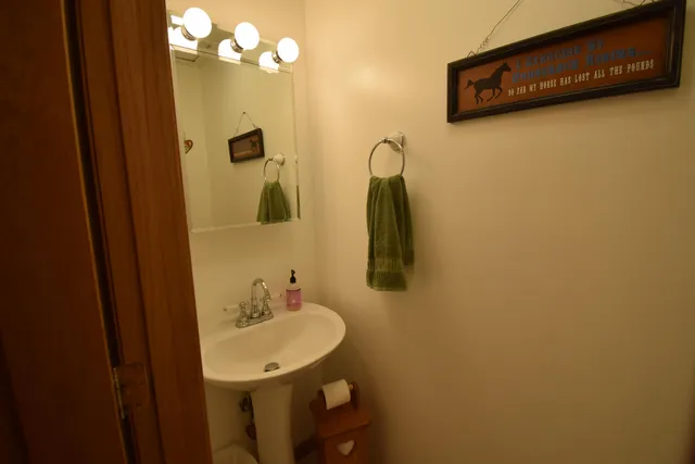 $1,425,000 | 47944 County Road 673, Lawrence, MI 49064