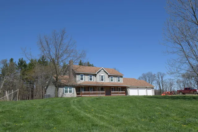 $1,425,000 | 47944 County Road 673, Lawrence, MI 49064