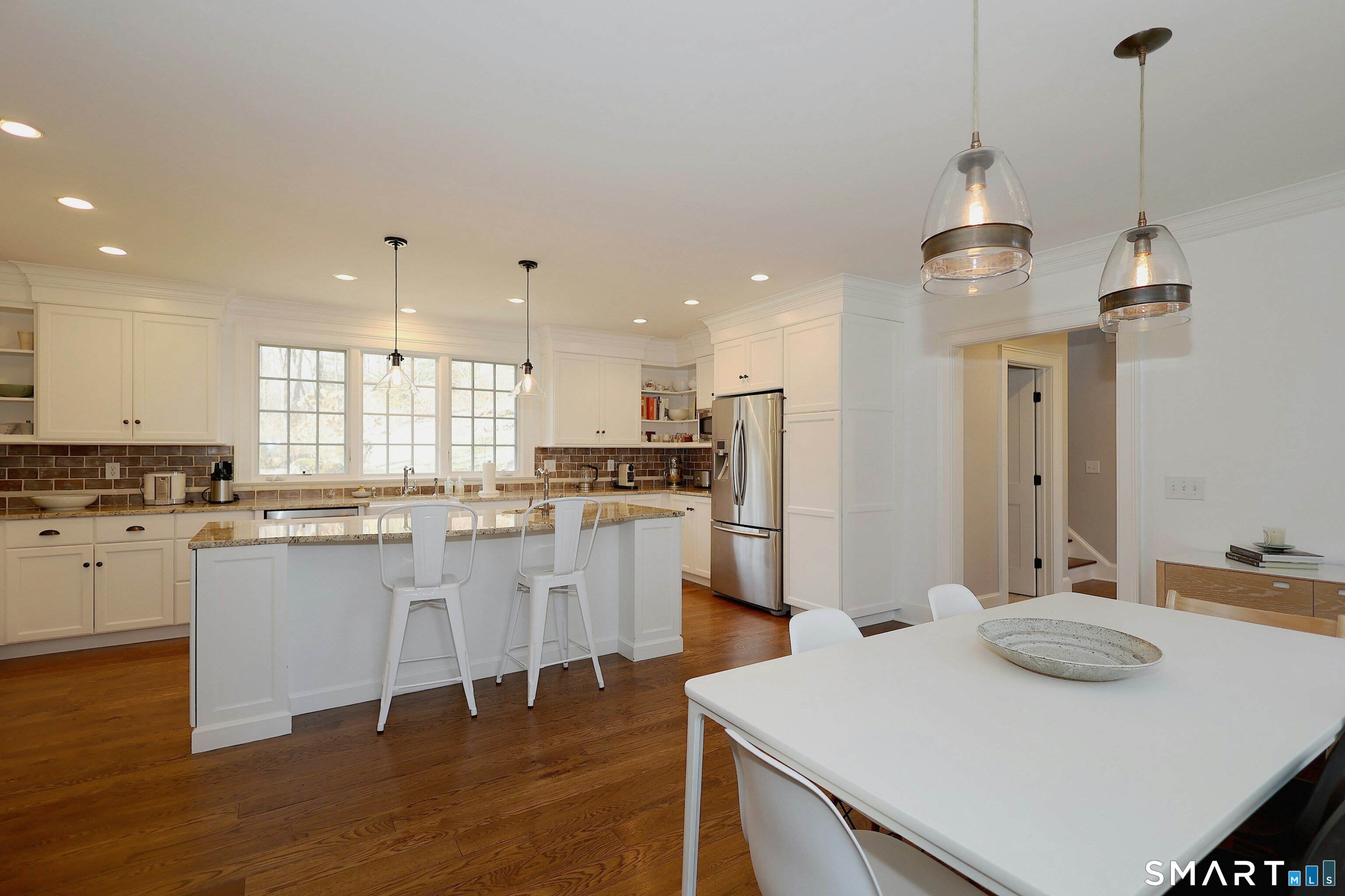 219 Bennetts Farm Road Ridgefield, CT 06877 - Photo 12 of 40