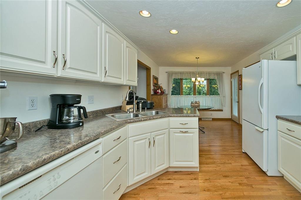 232 McDermott Road Trafford, PA 15085 - Photo 10 of 25 Gallery Image 10