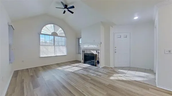 $309,000 | 1004 Bridges Drive, Arlington, TX 76012