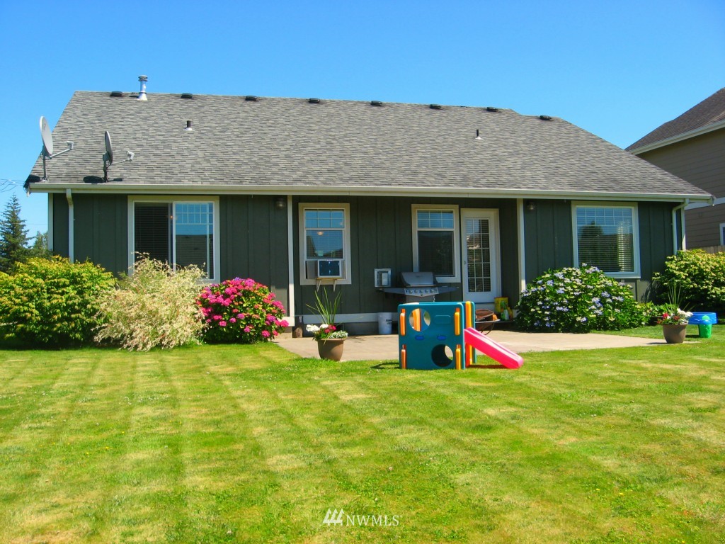 1213 Hovel Road Sumas, WA 98295 - Photo 2 of 21