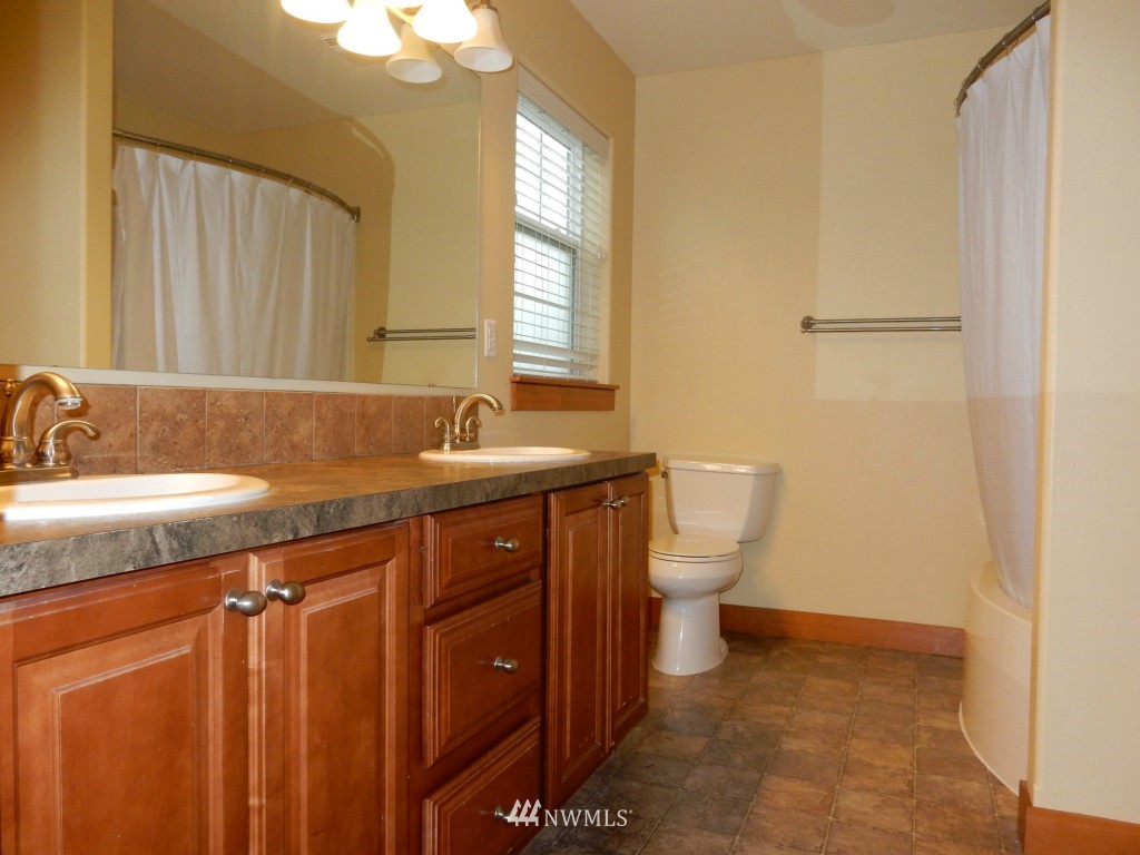 1213 Hovel Road Sumas, WA 98295 - Photo 15 of 21