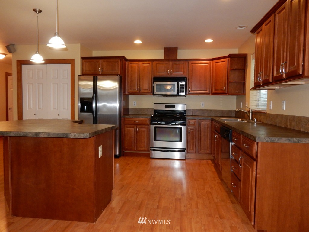 1213 Hovel Road Sumas, WA 98295 - Photo 6 of 21