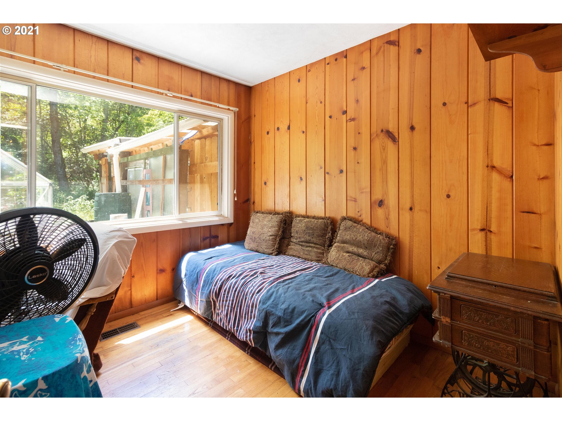 4178 Old Melrose Road Roseburg, OR 97471 - Photo 12 of 32