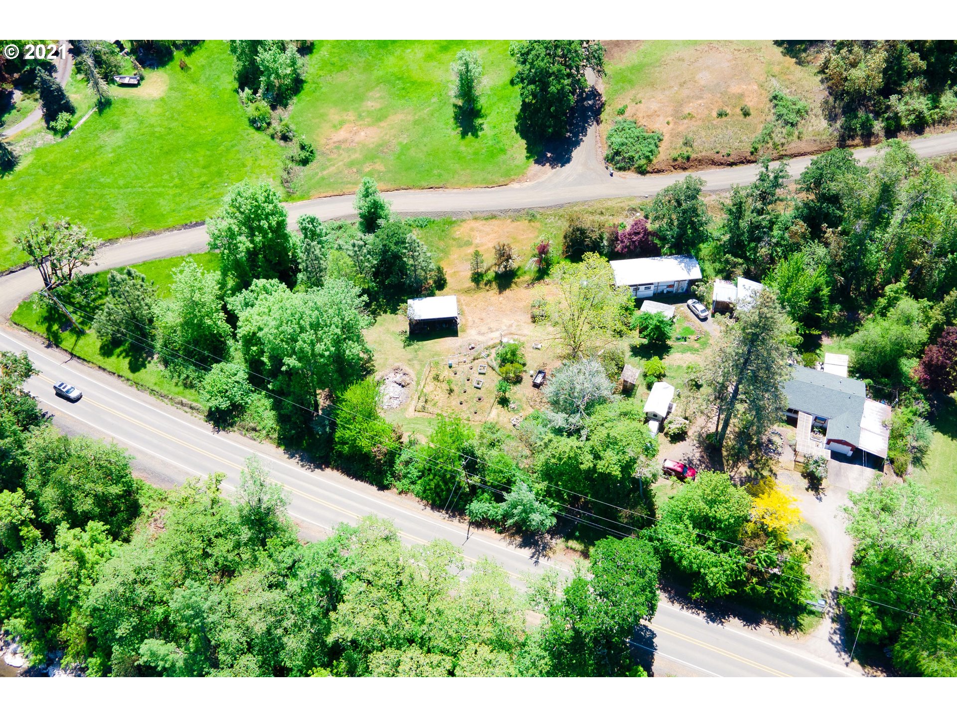 4178 Old Melrose Road Roseburg, OR 97471 - Photo 30 of 32