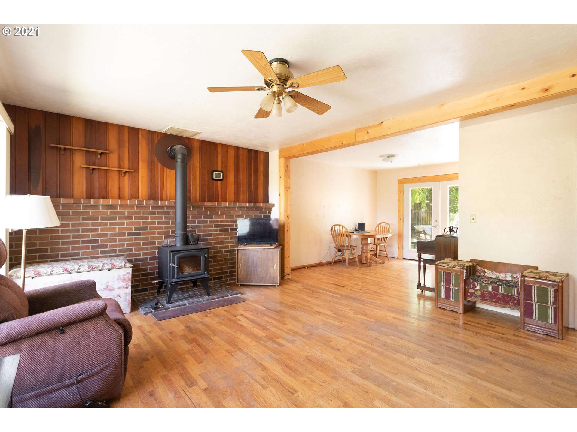 4178 Old Melrose Road Roseburg, OR 97471 - Photo 5 of 32