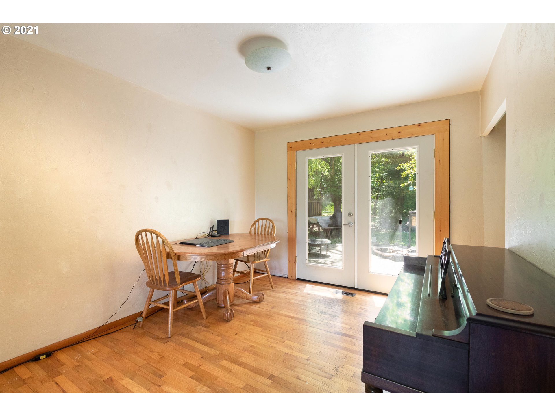 4178 Old Melrose Road Roseburg, OR 97471 - Photo 7 of 32