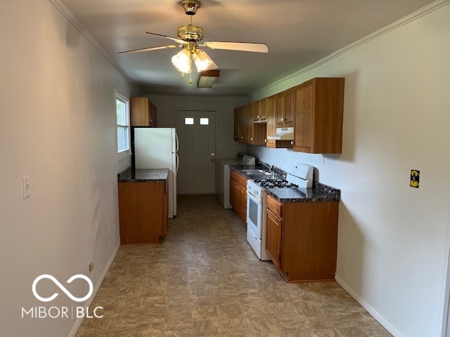 618 West McKenzie Road Greenfield, IN 46140 - Photo 4 of 11 Gallery Image 4