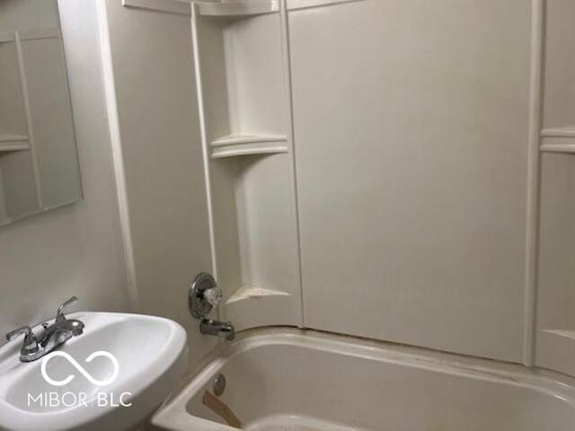 618 West McKenzie Road Greenfield, IN 46140 - Photo 10 of 11 Gallery Image 10