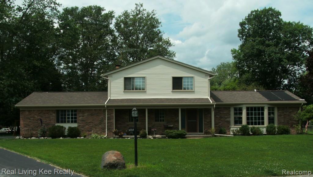 5754 Kennebunk Drive Rochester, MI 48306 - Photo 1 of 28 Front.jpg