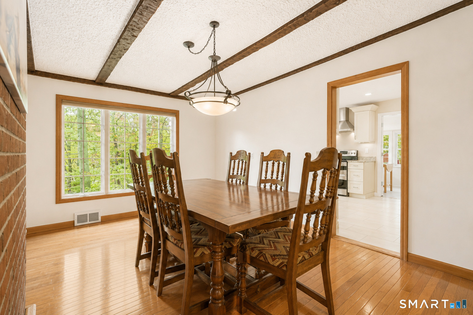 172 Mather Street Wilton, CT 06897 - Photo 4 of 31