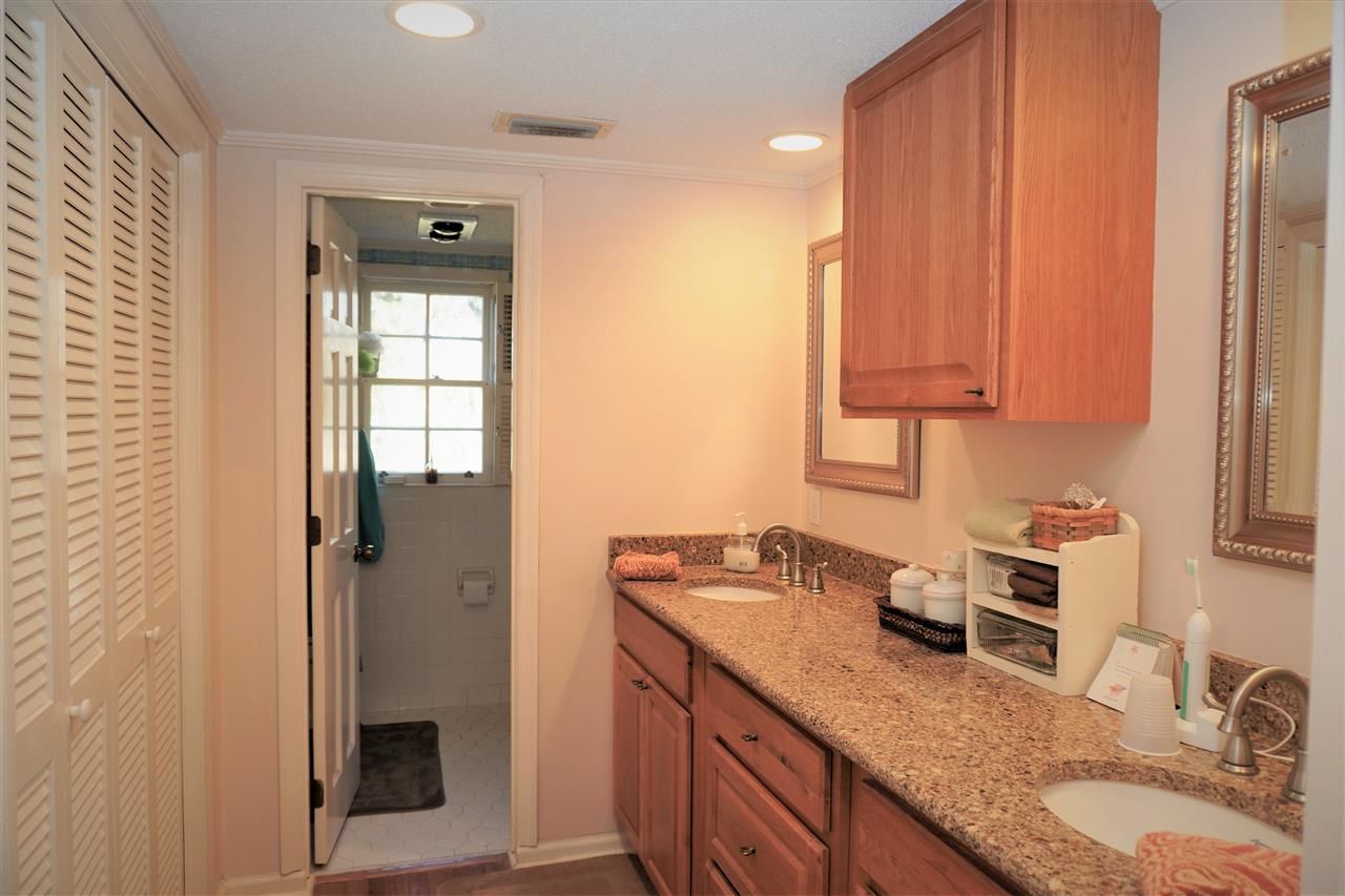 588 Northwest Pickle Lane Madison, FL 32340 - Photo 14 of 29