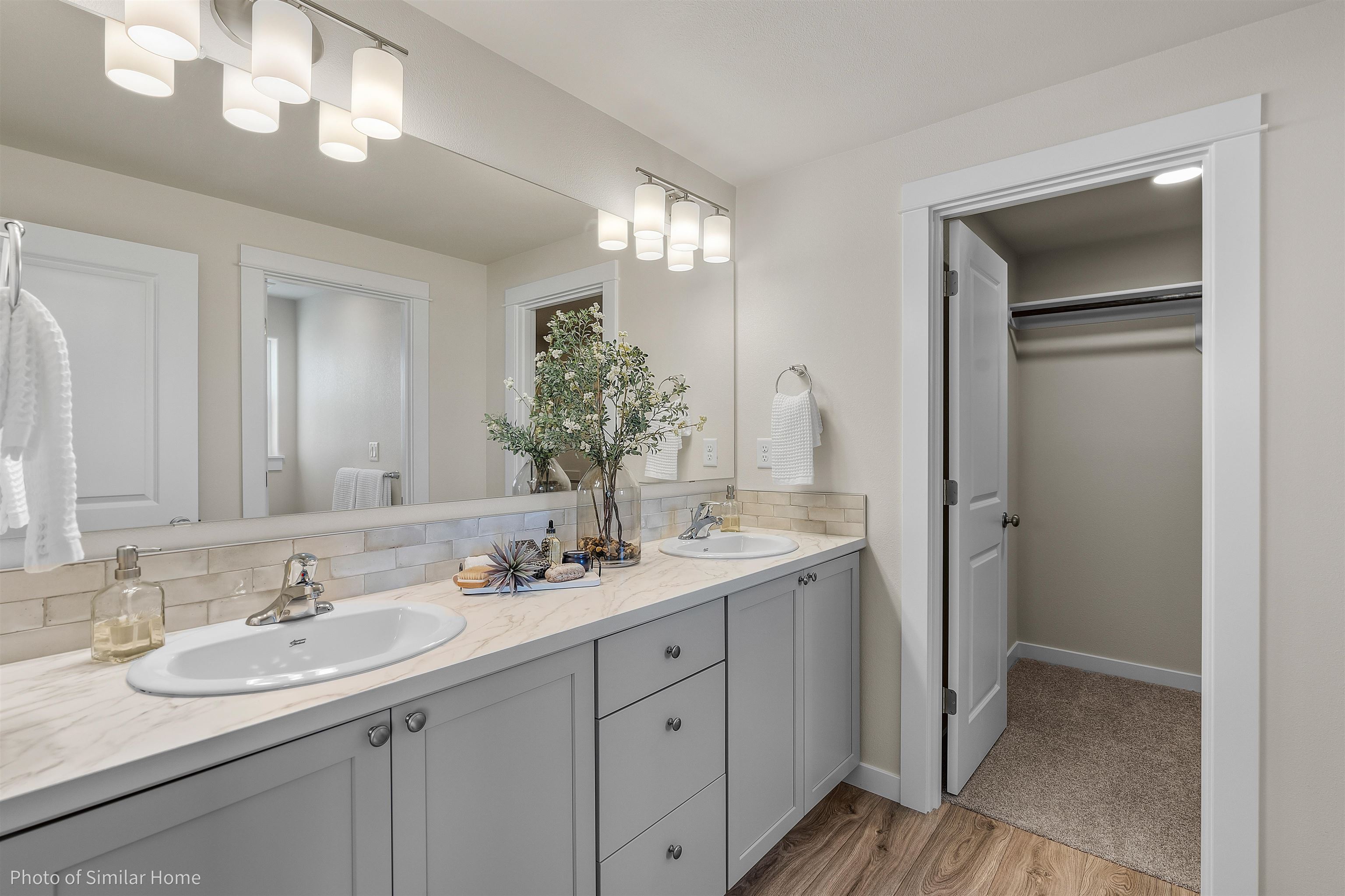 302 North Viewmont Road Greenacres, WA 99016 - Photo 8 of 12