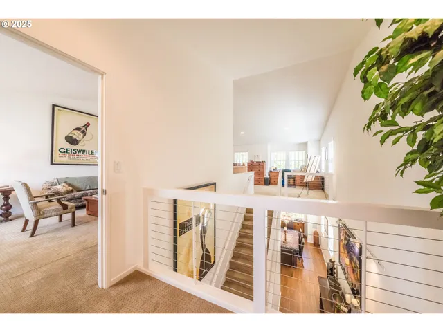 $1,350,000 | 1004 Southwest 10th Place, Lincoln City, OR 97367