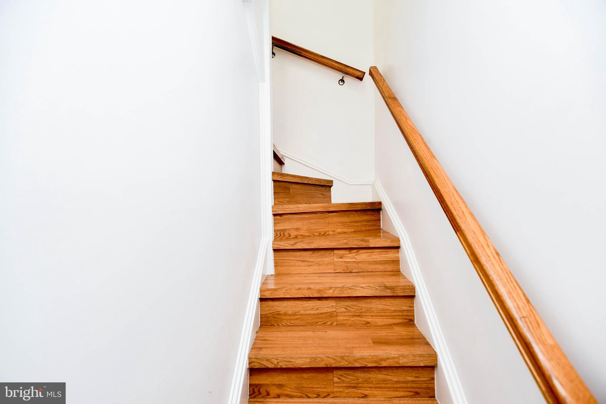 1432 C Street Southeast Washington, DC 20003 - Photo 10 of 48 a view of entryway