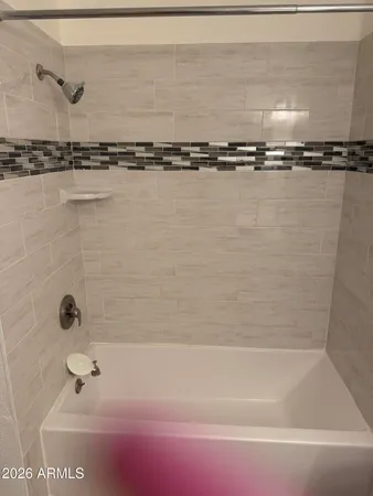 $2,400 | 20601 North 3rd Avenue, Phoenix, AZ 85027