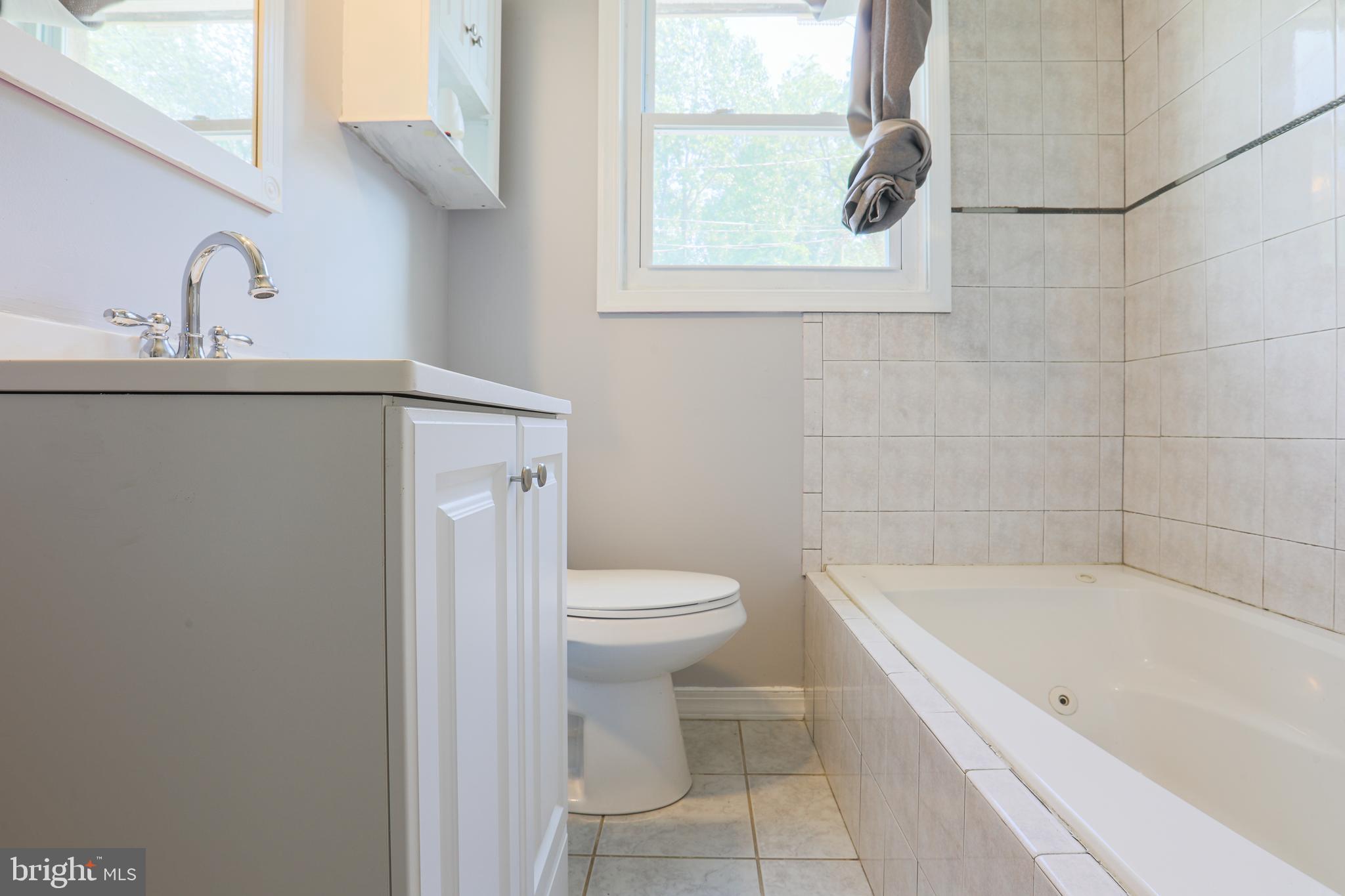 405 Upland Road Baltimore, MD 21208 - Photo 7 of 18 Gallery Image 7