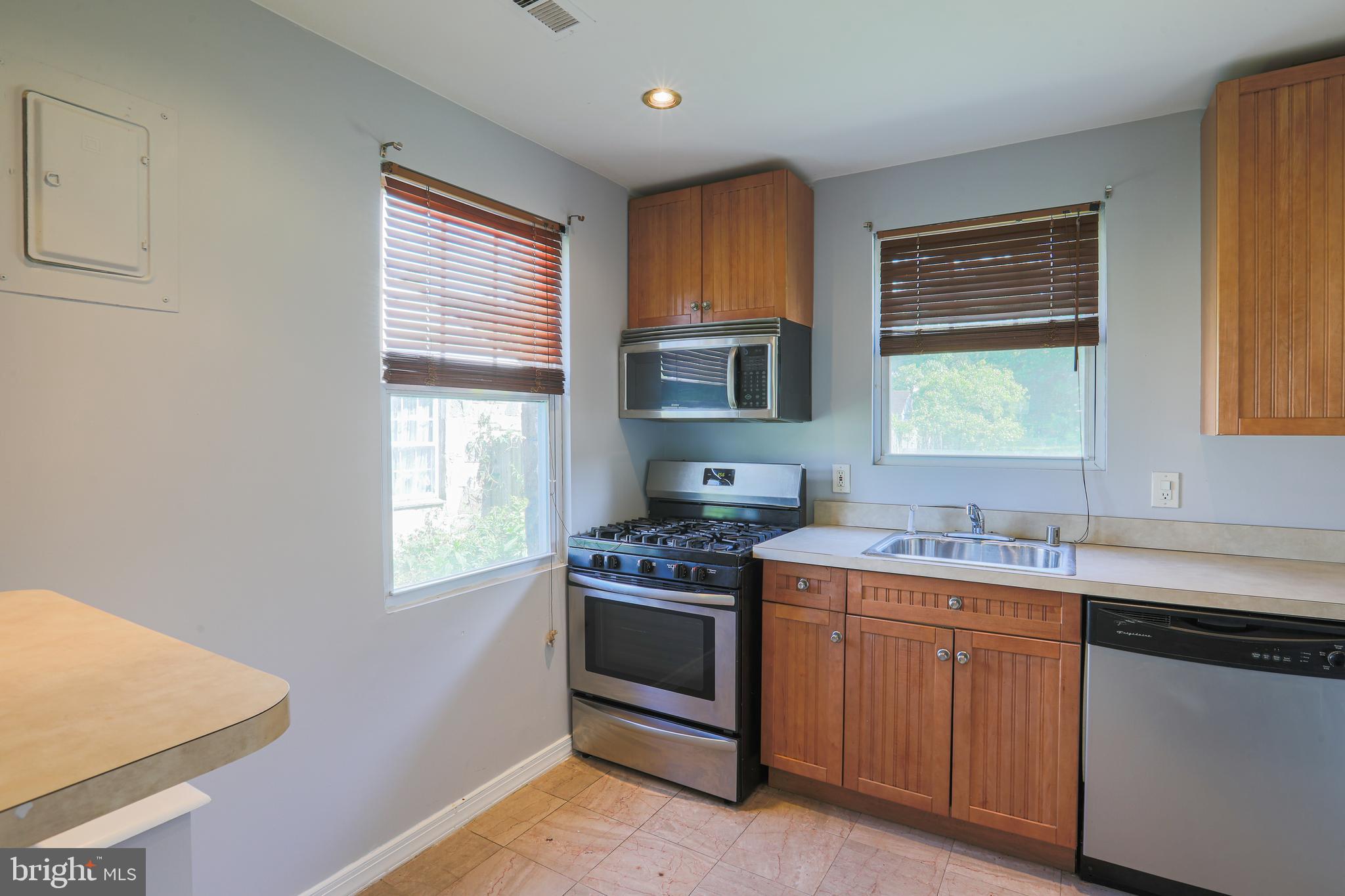 405 Upland Road Baltimore, MD 21208 - Photo 10 of 18 Gallery Image 10