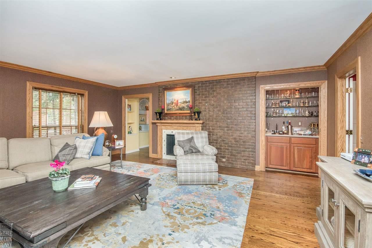 175 Touraine Road Grosse Pointe Farms, MI 48236 - Photo 10 of 31