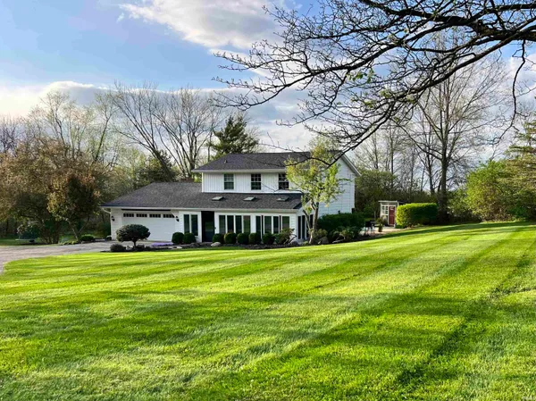 $597,900 | 12103 Ernst Road, Roanoke, IN 46783