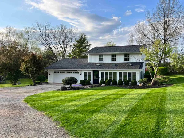 $597,900 | 12103 Ernst Road, Roanoke, IN 46783