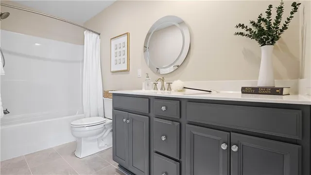 an empty room with an entryway