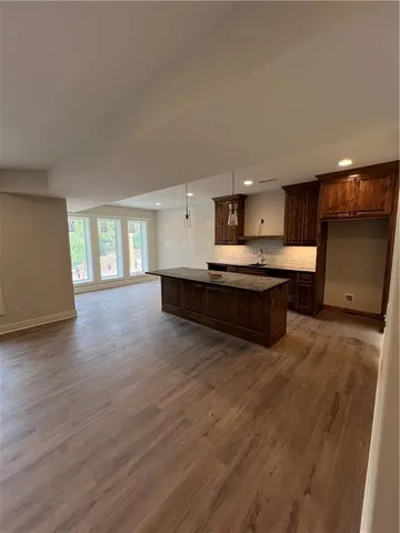 $992,900 | 2516 West 179th Street, Overland Park, KS 66085