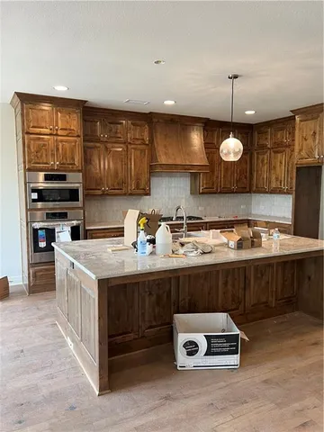 $992,900 | 2516 West 179th Street, Overland Park, KS 66085