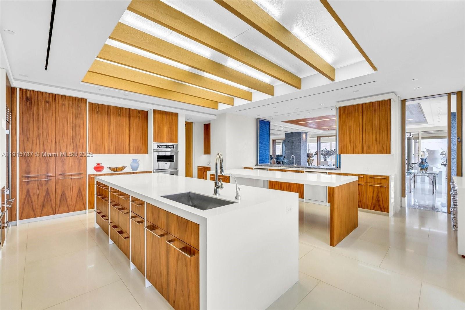 430 Grand Bay Drive, Unit PH1AN Key Biscayne, FL 33149 - Photo 15 of 48