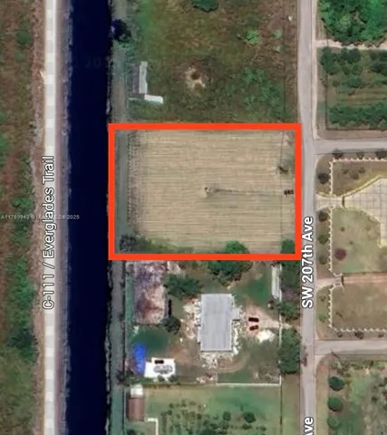 $900,000 | 19550 Southwest 207th Avenue, Miami, FL 33187