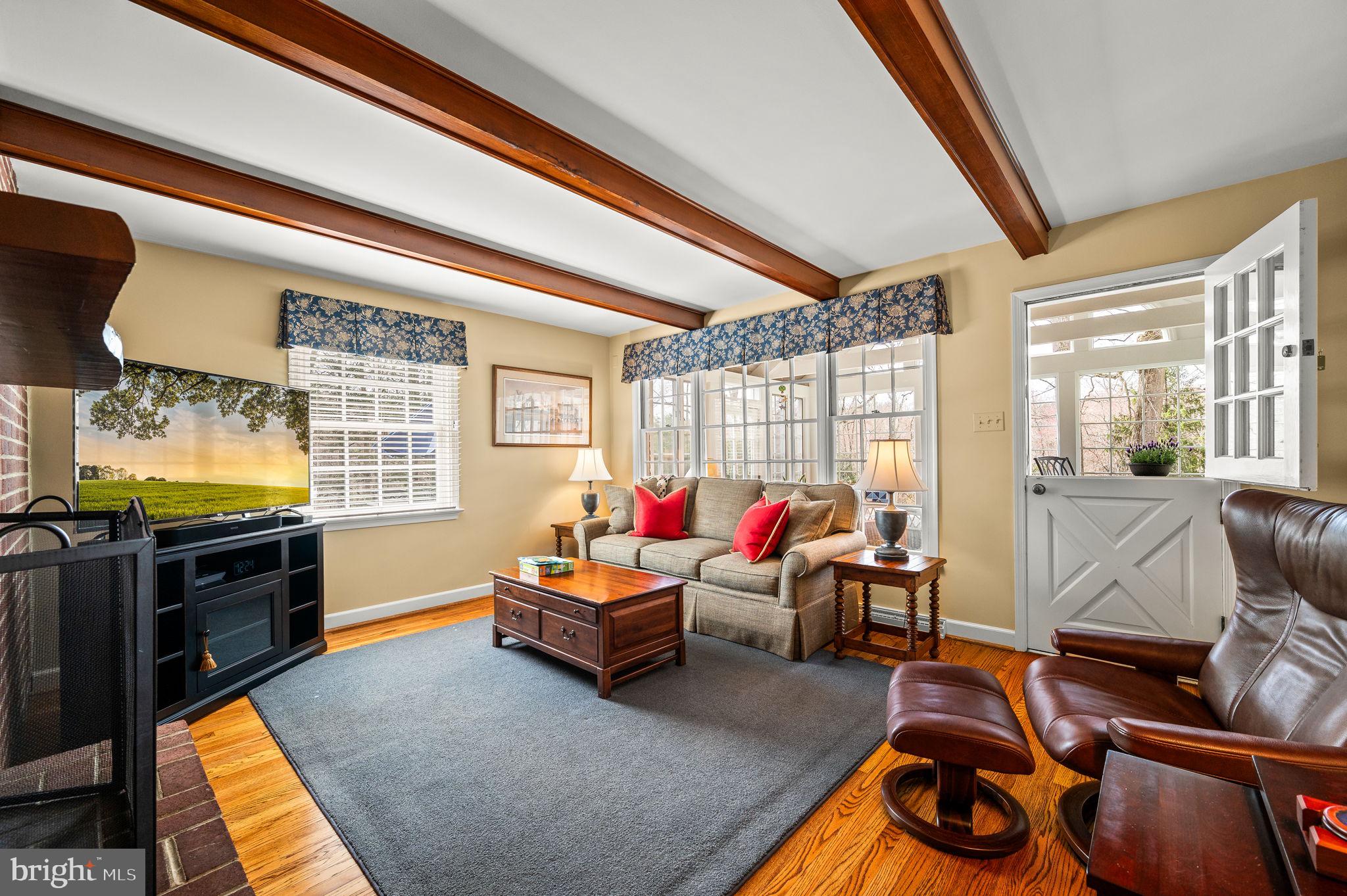 182 Grubb Road Malvern, PA 19355 - Photo 25 of 69 a living room with furniture and a flat screen tv
