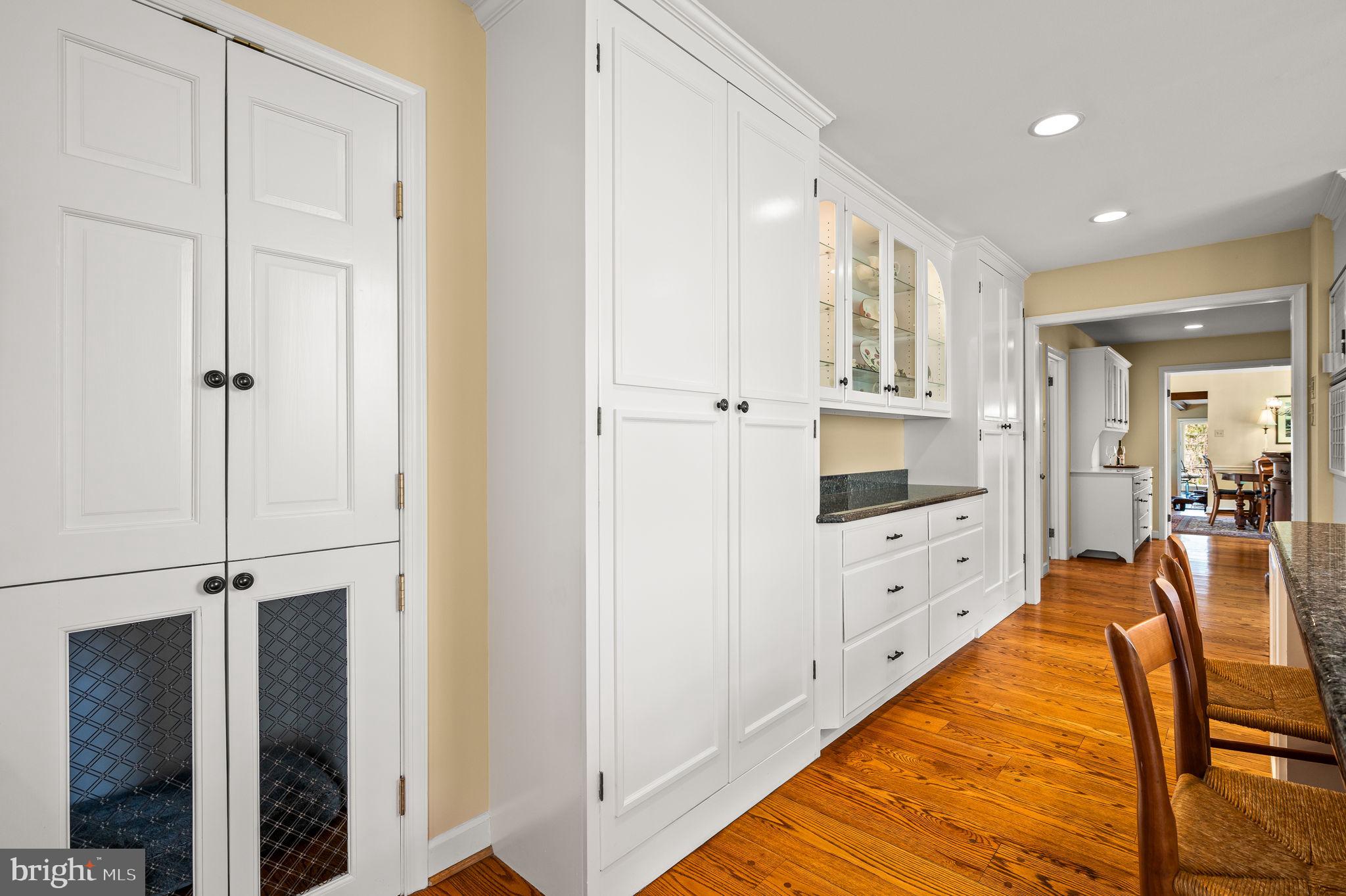 182 Grubb Road Malvern, PA 19355 - Photo 28 of 69 Kitchen - built in dog crate