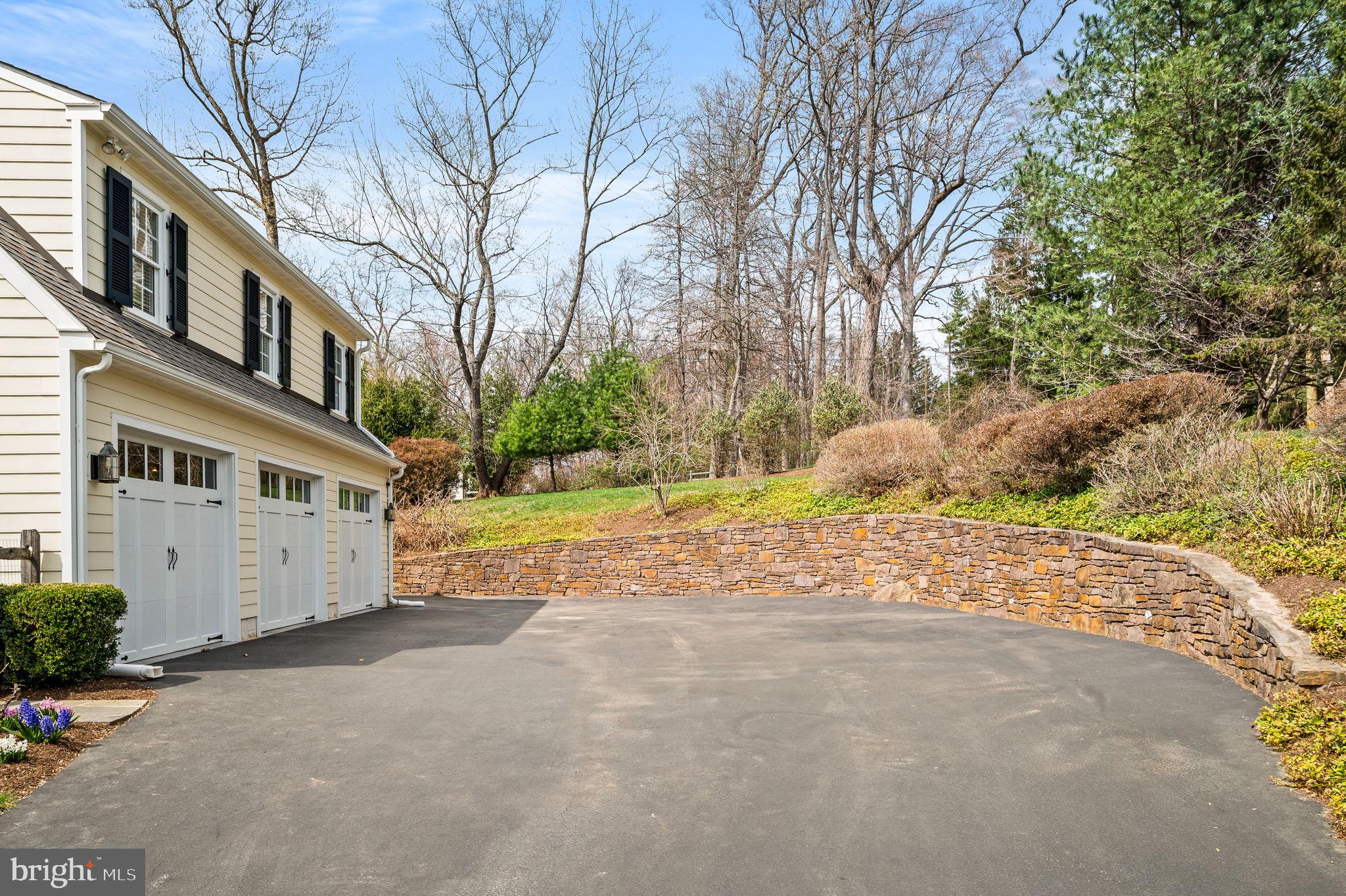 182 Grubb Road Malvern, PA 19355 - Photo 66 of 69 Driveway w/ ample parking & Ironstone wall