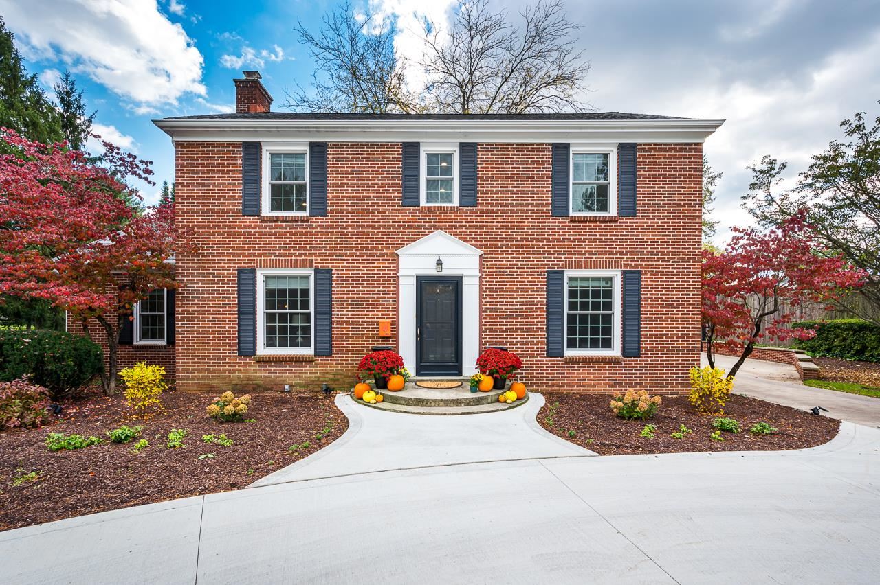 1325 West Rudisill Boulevard Fort Wayne, IN 46807 - Photo 1 of 36 Gallery Image 1