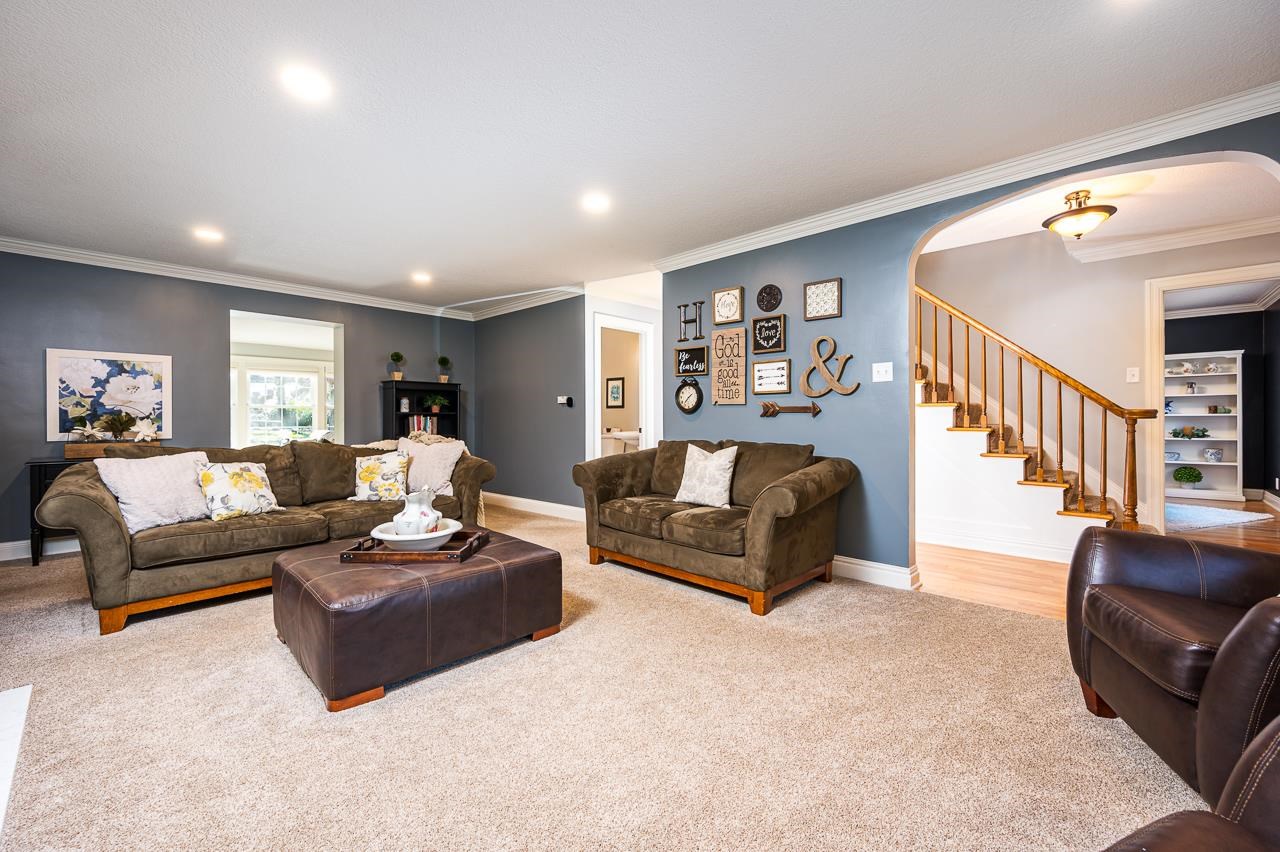 1325 West Rudisill Boulevard Fort Wayne, IN 46807 - Photo 4 of 36 Gallery Image 4
