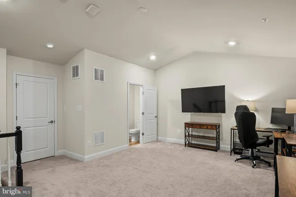 $695,000 | 1021 Bluebells Road, Gambrills, MD 21054