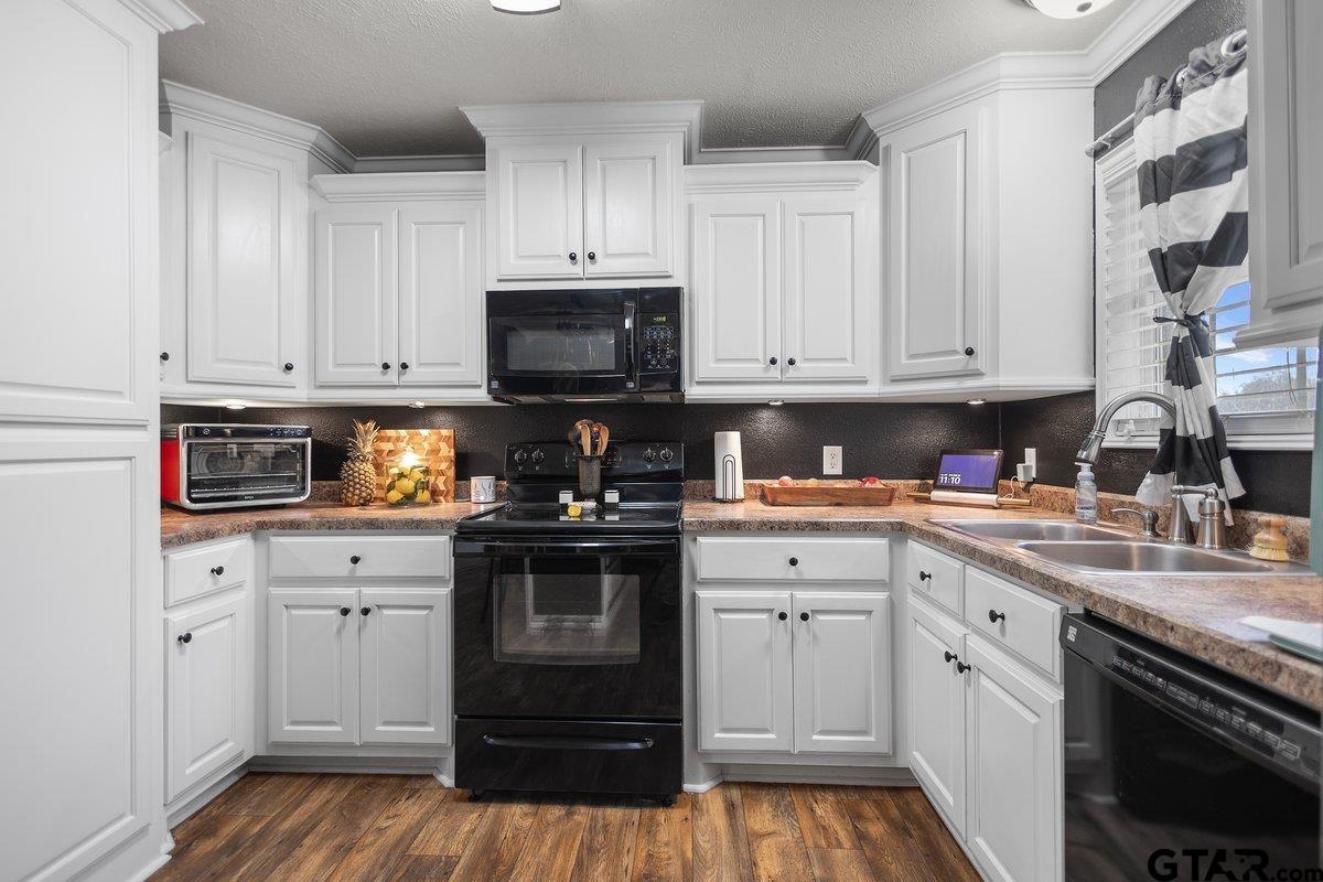 202 Spring Valley Queen City, TX 75572 - Photo 12 of 35