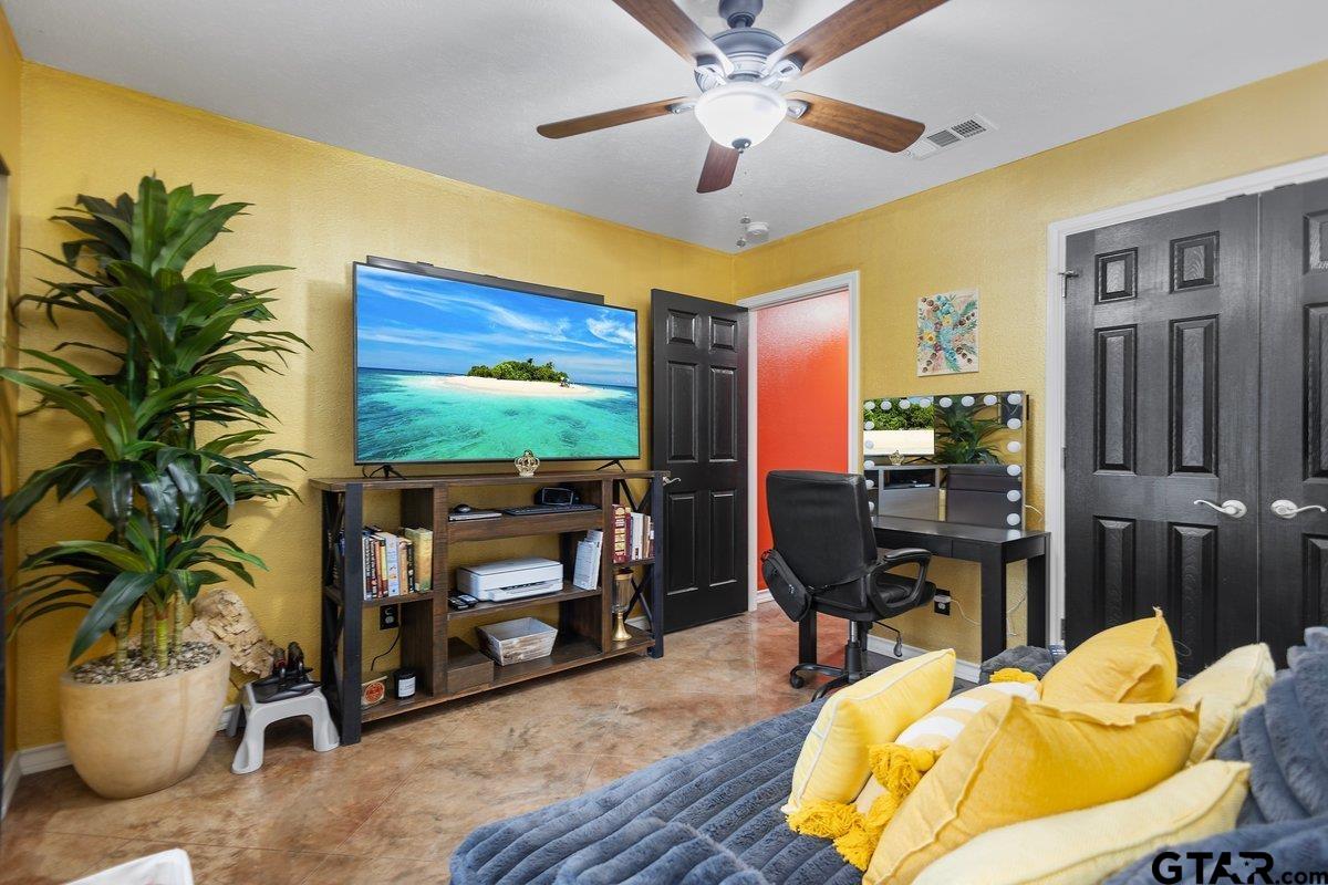 202 Spring Valley Queen City, TX 75572 - Photo 24 of 35