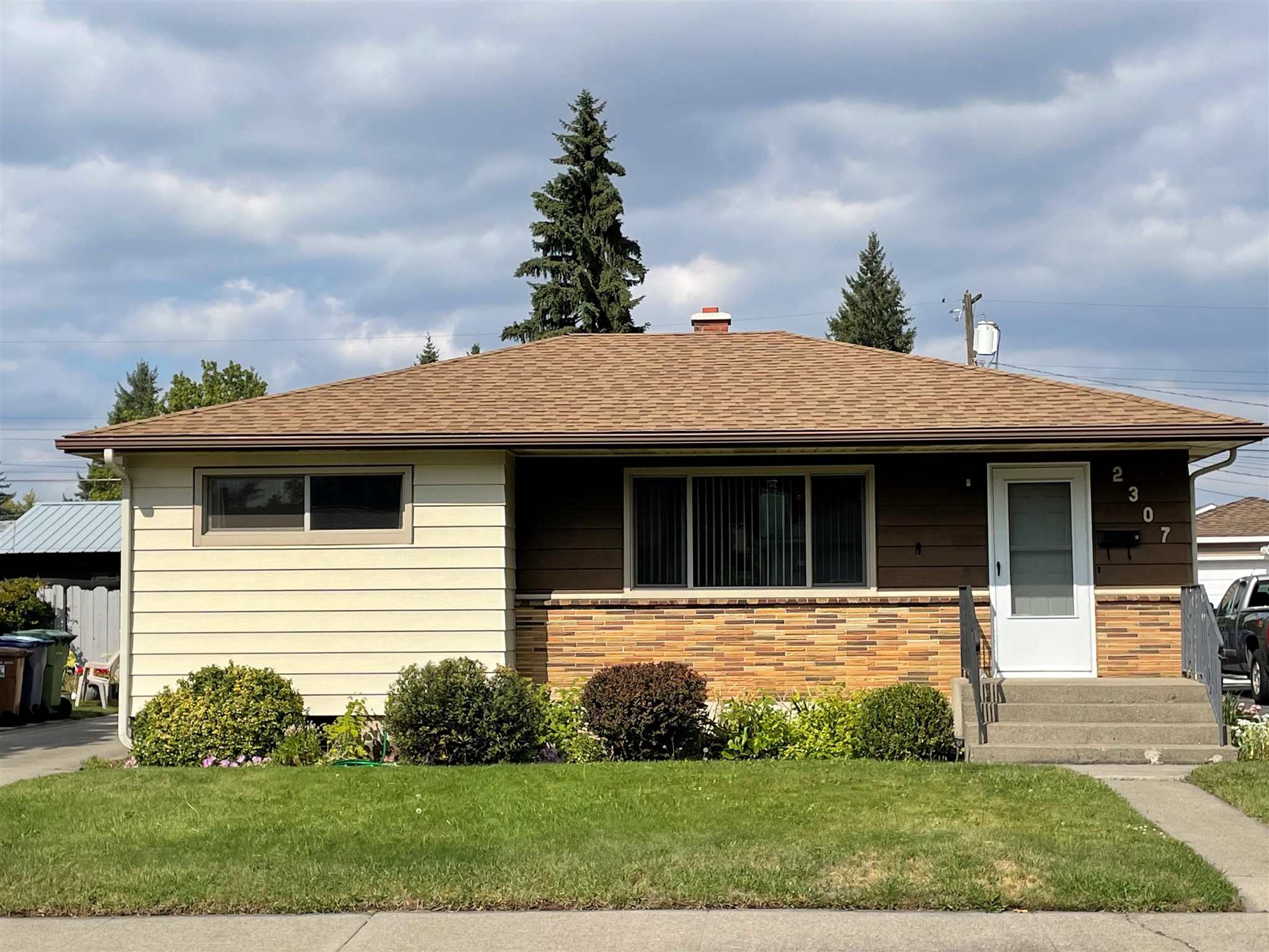 2307 East Decatur Avenue Spokane, WA 99208 - Photo 2 of 27 Gallery Image 2