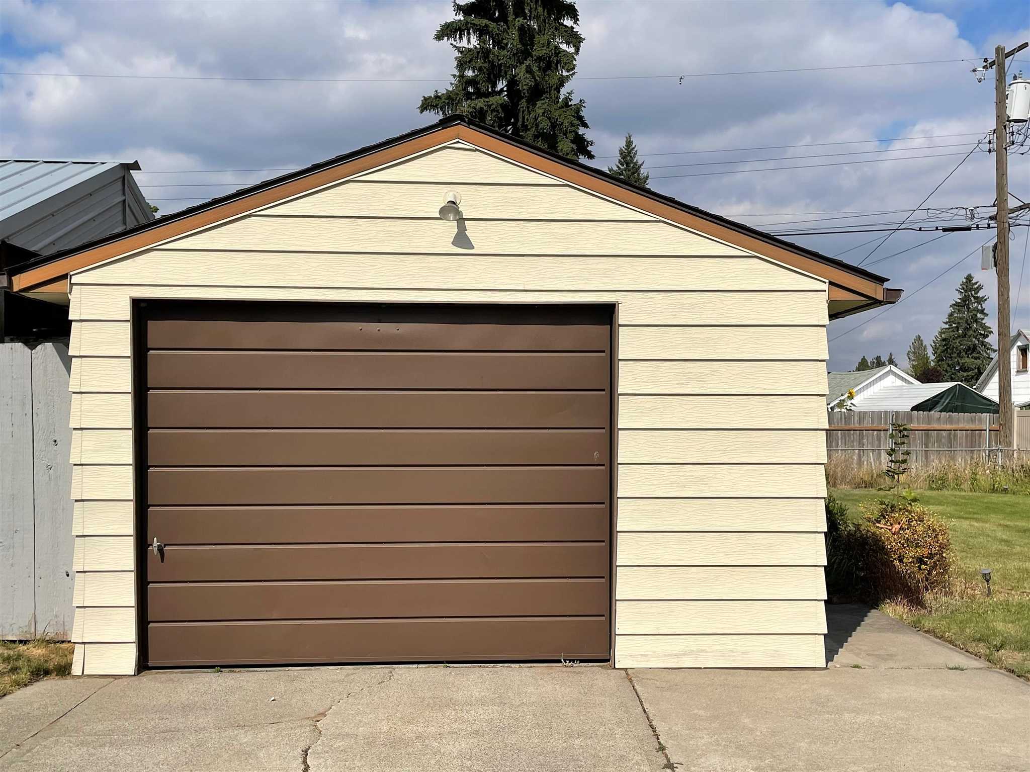 2307 East Decatur Avenue Spokane, WA 99208 - Photo 5 of 27 Gallery Image 5