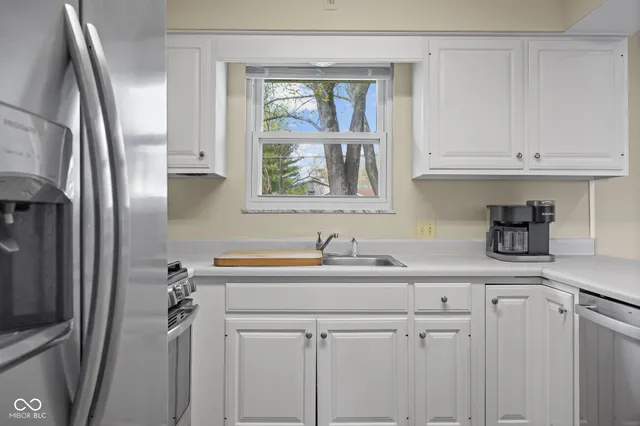 $2,250 | 3390 Carolina Street, Columbus, IN 47203