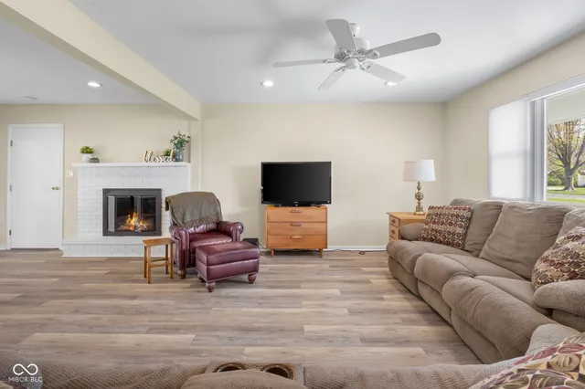 $2,250 | 3390 Carolina Street, Columbus, IN 47203