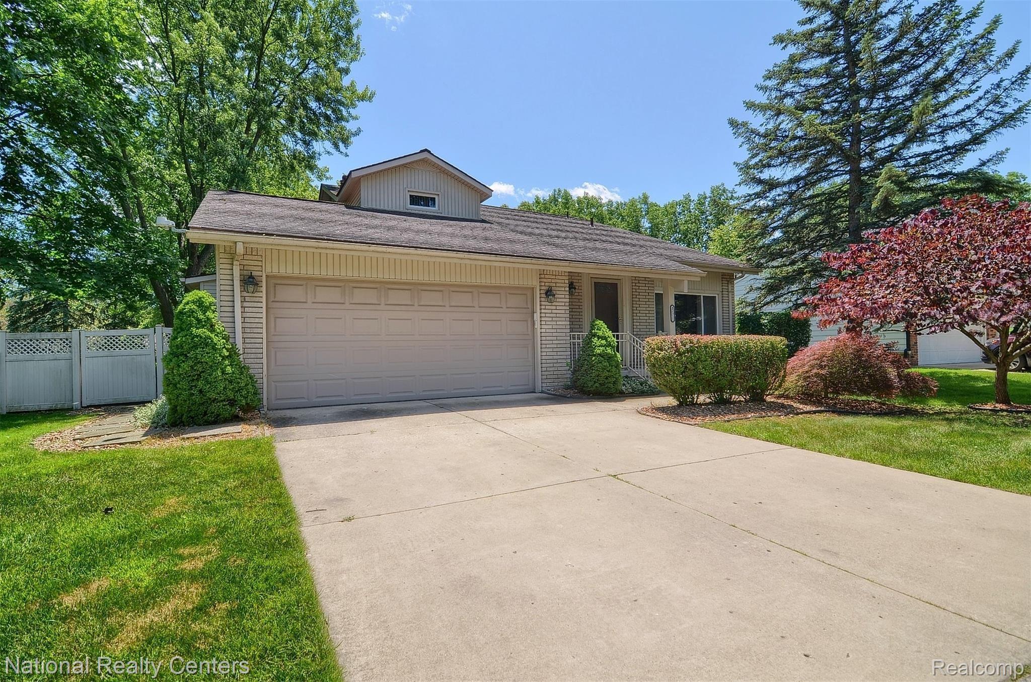 42311 Park Ridge Road Novi, MI 48375 - Photo 2 of 24 2-Front 2nd View.jpg