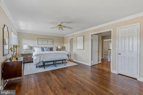 $1,100,000 | 2344 South Queen Street, Arlington, VA 22202