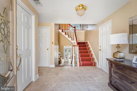 $1,100,000 | 2344 South Queen Street, Arlington, VA 22202